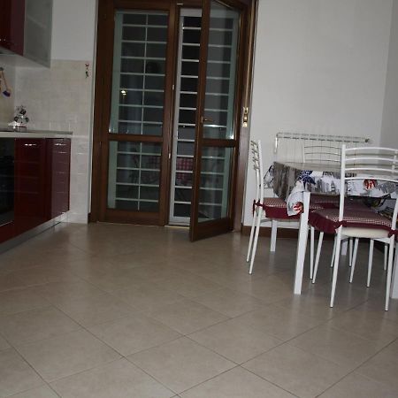 Apartament Graziosarisa Roma Lunghezza Zewnętrze zdjęcie