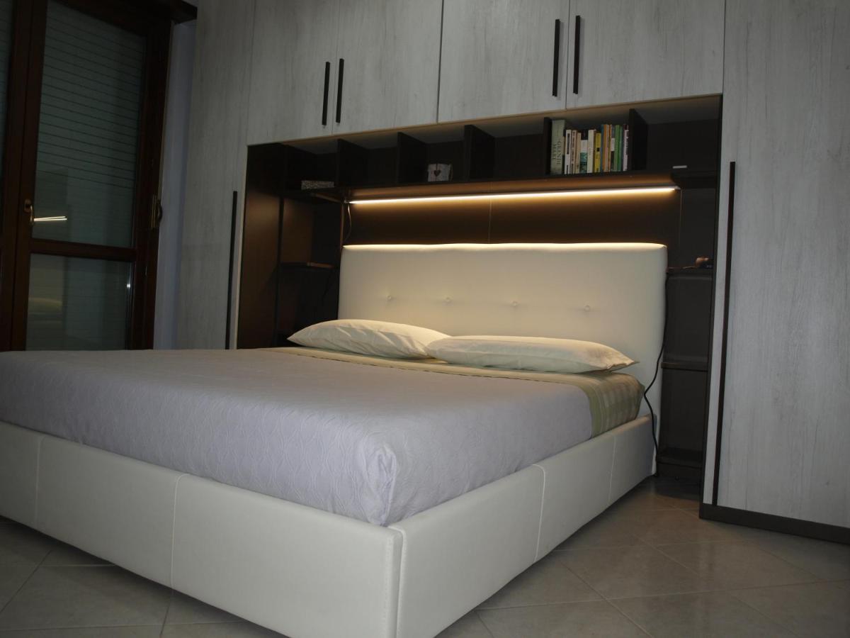 Apartament Graziosarisa Roma Lunghezza Zewnętrze zdjęcie