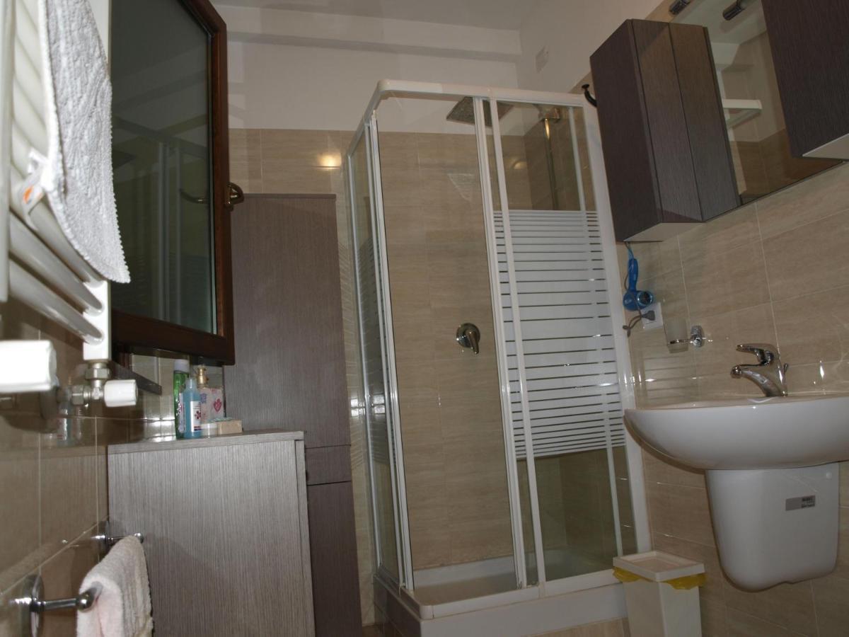 Apartament Graziosarisa Roma Lunghezza Zewnętrze zdjęcie